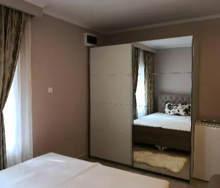 Appartement Uma *